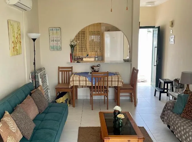 Ikaria Village 201 * بافوس